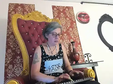 Hades Lyra online show from 2, 3, 2026