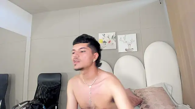 Snapshot of Briian__ chatting on 29, 6, 2026 Briian online show from 29, 6, 2026