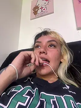 Snapshot of Sara_92 chatting on 25, 6, 2026 Sara 92 online show from 25, 6, 2026