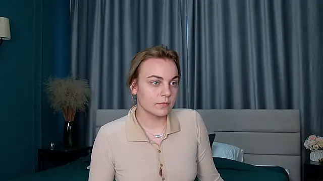 Glow Margo online show from 6, 3, 2026