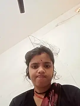 Hot chani online show from 10, 4, 2026