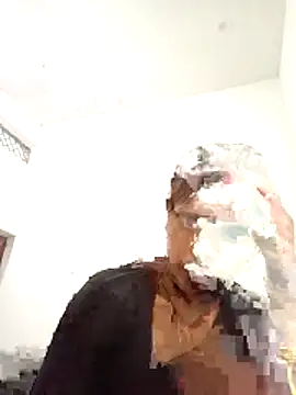 Hot chani online show from 12, 4, 2026