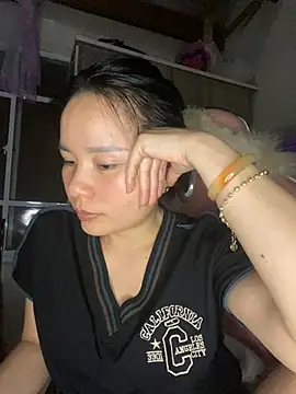 Ivy Trix2 online show from 8, 4, 2026