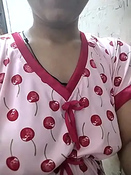 Snapshot of Hey__honey chatting on 16, 4, 2026 Hey honey online show from 16, 4, 2026