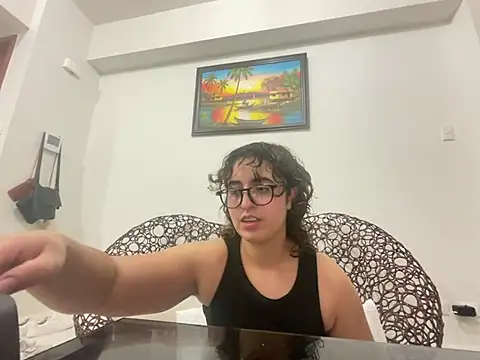 Snapshot of yassiestar chatting on 25, 2, 2026 yassiestar online show from 25, 2, 2026