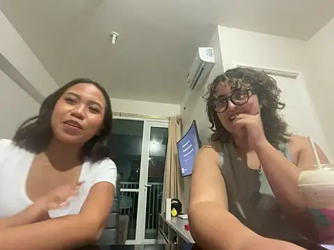 yassiestar online show from 6, 3, 2026