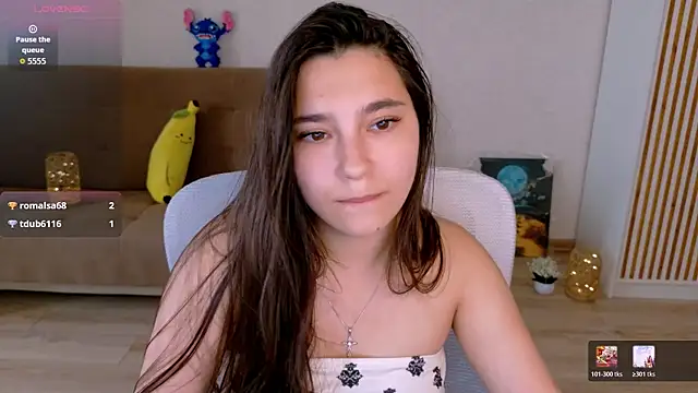 Snapshot of Ari_Grend chatting on 25, 7, 2026 Ari Grend online show from 25, 7, 2026