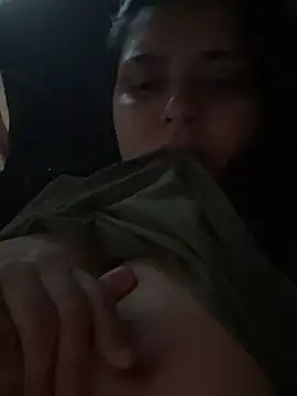 Snapshot of midsize_94 chatting on 16, 4, 2026 midsize 94 online show from 16, 4, 2026