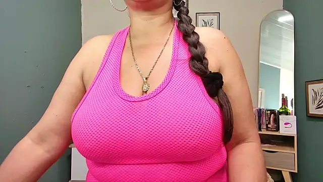 Snapshot of MaraSol chatting on 26, 5, 2026 MaraSol online show from 26, 5, 2026