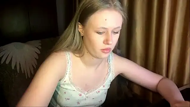 Snapshot of lisa_high chatting on 2, 3, 2026 lisa high online show from 2, 3, 2026