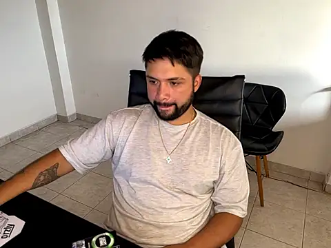 Snapshot of Zion_draftt chatting on 12, 6, 2026 Zion draftt online show from 12, 6, 2026