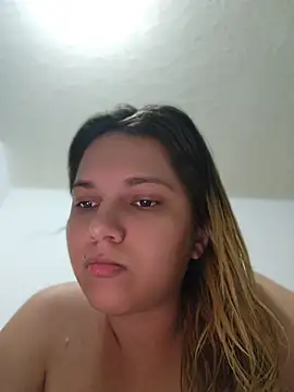 aurora bela online show from 2, 5, 2026