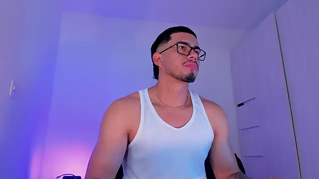 Snapshot of THADEO_KING2 chatting on 12, 4, 2026 THADEO KING2 online show from 12, 4, 2026