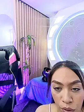 Snapshot of ritzabeth_daniel chatting on 4, 3, 2026 ritzabeth daniel online show from 4, 3, 2026