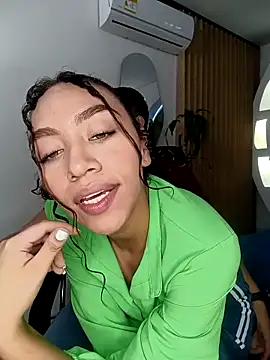 Snapshot of ritzabeth_daniel chatting on 19, 3, 2026 ritzabeth daniel online show from 19, 3, 2026