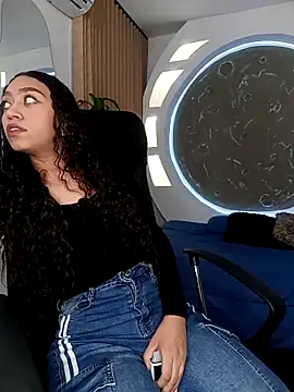 Snapshot of ritzabeth_daniel chatting on 23, 3, 2026 ritzabeth daniel online show from 23, 3, 2026