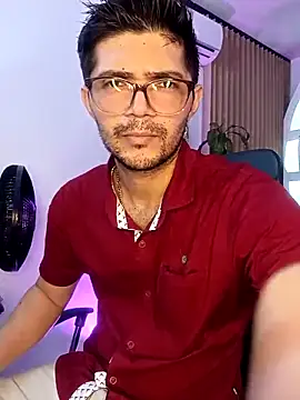 Snapshot of ritzabeth_daniel chatting on 5, 4, 2026 ritzabeth daniel online show from 5, 4, 2026