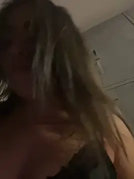 Snapshot of SofiBaez chatting on 8, 3, 2026 SofiBaez online show from 8, 3, 2026