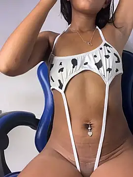 Snapshot of Maddie_7 chatting on 1, 4, 2026 Maddie 7 online show from 1, 4, 2026