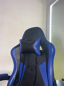 Snapshot of Maddie_7 chatting on 9, 4, 2026 Maddie 7 online show from 9, 4, 2026