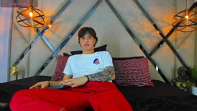 EXCLUSIVE8 online show from 12, 3, 2026