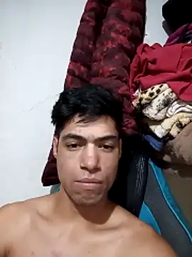 lucastorquato1709 online show from 26, 2, 2026