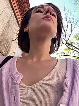 Kamorana online show from 5, 4, 2026