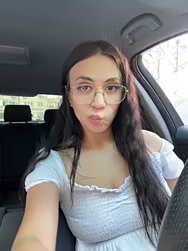 Snapshot of Bunny_Lush chatting on 9, 4, 2026 Bunny Lush online show from 9, 4, 2026