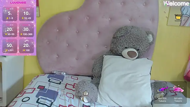 Sophiiee Gray online show from 28, 5, 2026