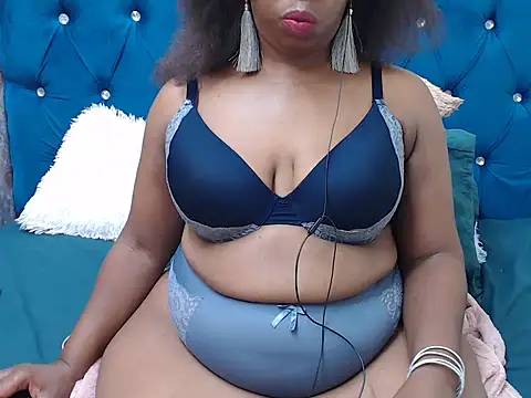 Snapshot of SexyNontyXX chatting on 12, 4, 2026 SexyNontyXX online show from 12, 4, 2026