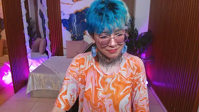 Lyra tay online show from 6, 3, 2026