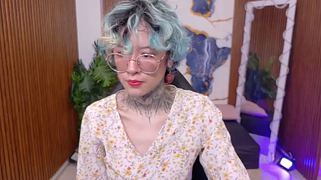 Lyra tay online show from 11, 6, 2026
