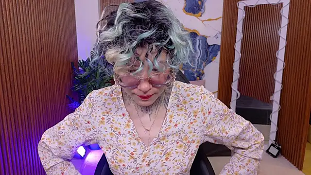 Lyra tay online show from 15, 7, 2026