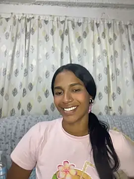 Snapshot of FlorSalvaje_ chatting on 9, 7, 2026 FlorSalvaje online show from 9, 7, 2026