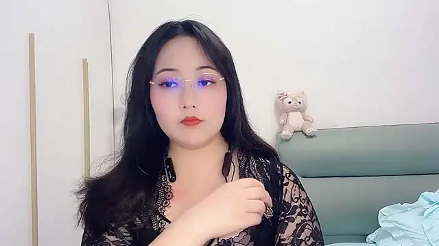 Snapshot of Susu-36E chatting on 19, 4, 2026 Susu-36E online show from 19, 4, 2026