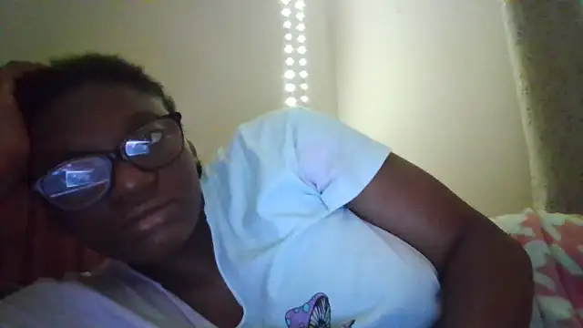 Snapshot of SexyGemBeauty chatting on 12, 6, 2026 SexyGemBeauty online show from 12, 6, 2026