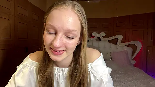 Anika Socutehe online show from 23, 3, 2026