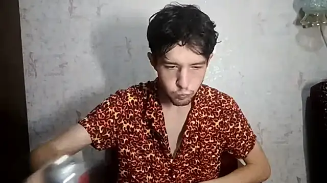 Snapshot of _ZaneX chatting on 17, 7, 2026 ZaneX online show from 17, 7, 2026