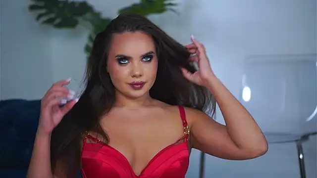 Ashlee Angel online show from 13, 4, 2026