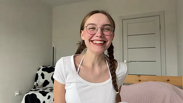 Lolatatee online show from 20, 3, 2026