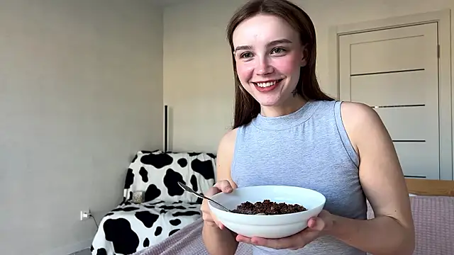 Lolatatee online show from 22, 3, 2026