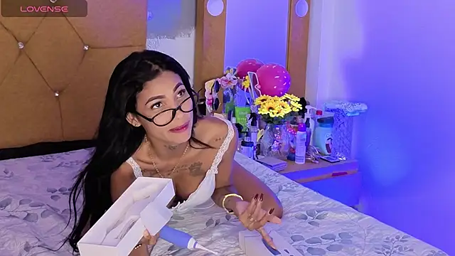 Antonella-smitt online show from 2, 3, 2026