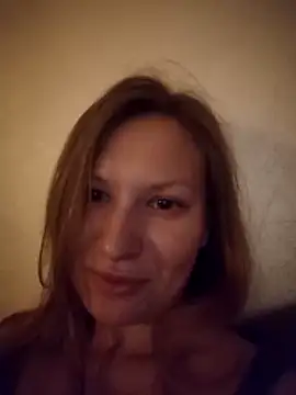 Snapshot of August_Shine chatting on 25, 3, 2026 August Shine online show from 25, 3, 2026