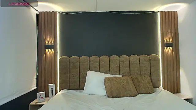 AmbarLee  online show from 18, 3, 2026