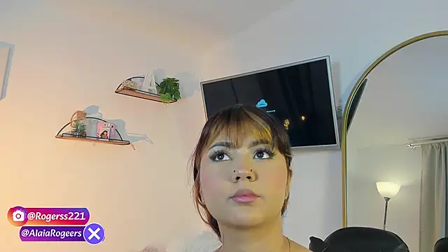 Snapshot of AlaiaRogers chatting on 26, 5, 2026 AlaiaRogers online show from 26, 5, 2026