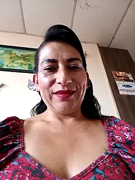 Snapshot of Lucia_Rios chatting on 20, 4, 2026 Lucia Rios online show from 20, 4, 2026