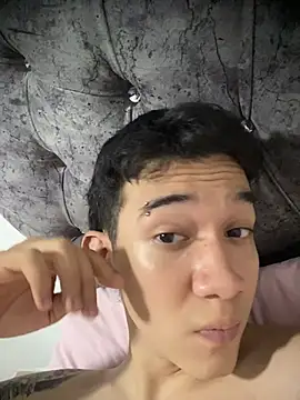 Sacro sex online show from 3, 3, 2026