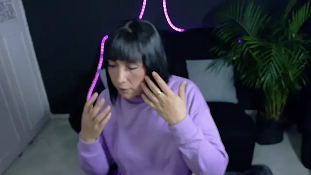 Snapshot of Valeriaa_cruz chatting on 8, 3, 2026 Valeriaa cruz online show from 8, 3, 2026