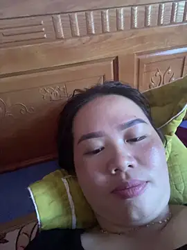 Snapshot of E-ll-A01 chatting on 1, 3, 2026 E-ll-A01 online show from 1, 3, 2026