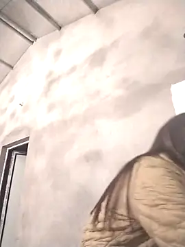 Lilinn  online show from 9, 3, 2026